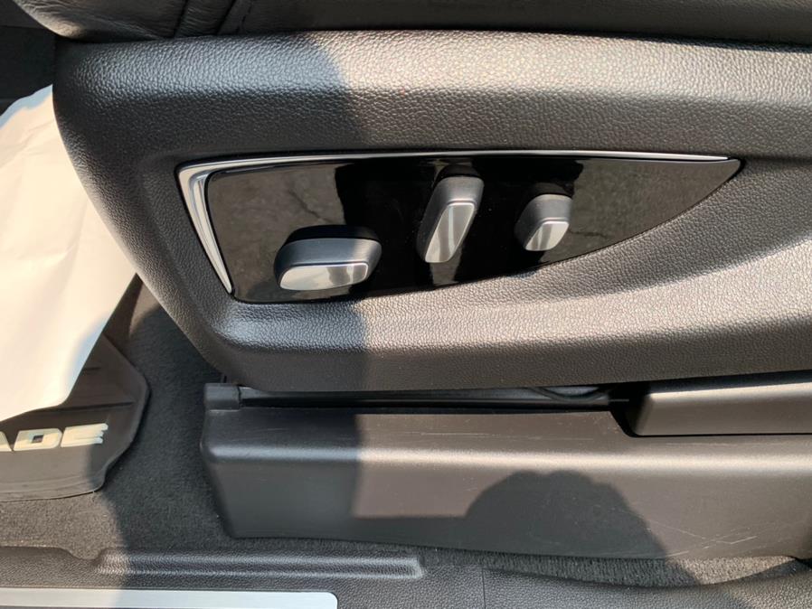 2019 Cadillac Escalade 4WD 4dr Luxury, available for sale in Lodi, New Jersey | European Auto Expo. Lodi, New Jersey 2019 Cadillac Escalade 4WD 4dr Luxury, available for sale in Lodi, New Jersey | European Auto Expo. Lodi, New Jersey