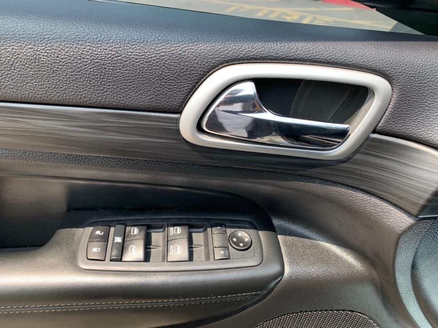 2020 Jeep Grand Cherokee Altitude 4x4, available for sale in Lodi, New Jersey | European Auto Expo. Lodi, New Jersey 2020 Jeep Grand Cherokee Altitude 4x4, available for sale in Lodi, New Jersey | European Auto Expo. Lodi, New Jersey