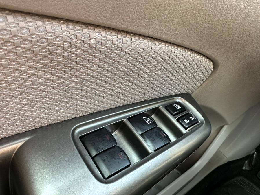2012 Subaru Forester 4dr Auto 2.5X, available for sale in Manchester, Connecticut | Carsonmain LLC. Manchester, Connecticut 2012 Subaru Forester 4dr Auto 2.5X, available for sale in Manchester, Connecticut | Carsonmain LLC. Manchester, Connecticut
