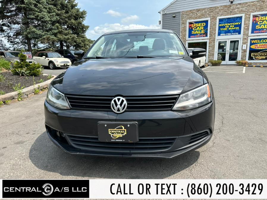 2011 Volkswagen Jetta Sedan 4dr Auto SE PZEV, available for sale in East Windsor, Connecticut | Central A/S LLC. East Windsor, Connecticut 2011 Volkswagen Jetta Sedan 4dr Auto SE PZEV, available for sale in East Windsor, Connecticut | Central A/S LLC. East Windsor, Connecticut