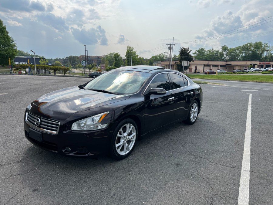 2014 Nissan Maxima 4dr Sdn 3.5 SV w/Premium Pkg, available for sale in Hartford , Connecticut | Ledyard Auto Sale LLC. Hartford , Connecticut 2014 Nissan Maxima 4dr Sdn 3.5 SV w/Premium Pkg, available for sale in Hartford , Connecticut | Ledyard Auto Sale LLC. Hartford , Connecticut