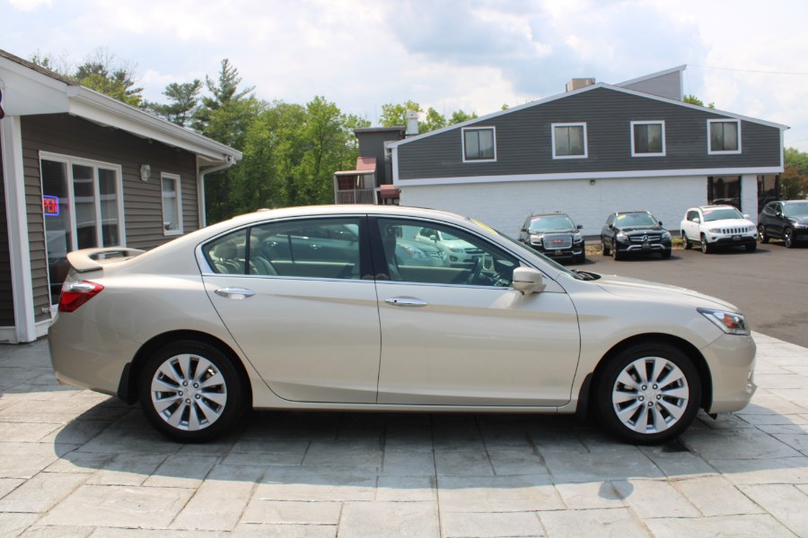 2015 Honda Accord Sedan 4dr V6 Auto EX-L w/Navi, available for sale in Plantsville, Connecticut | Auto House of Luxury. Plantsville, Connecticut 2015 Honda Accord Sedan 4dr V6 Auto EX-L w/Navi, available for sale in Plantsville, Connecticut | Auto House of Luxury. Plantsville, Connecticut