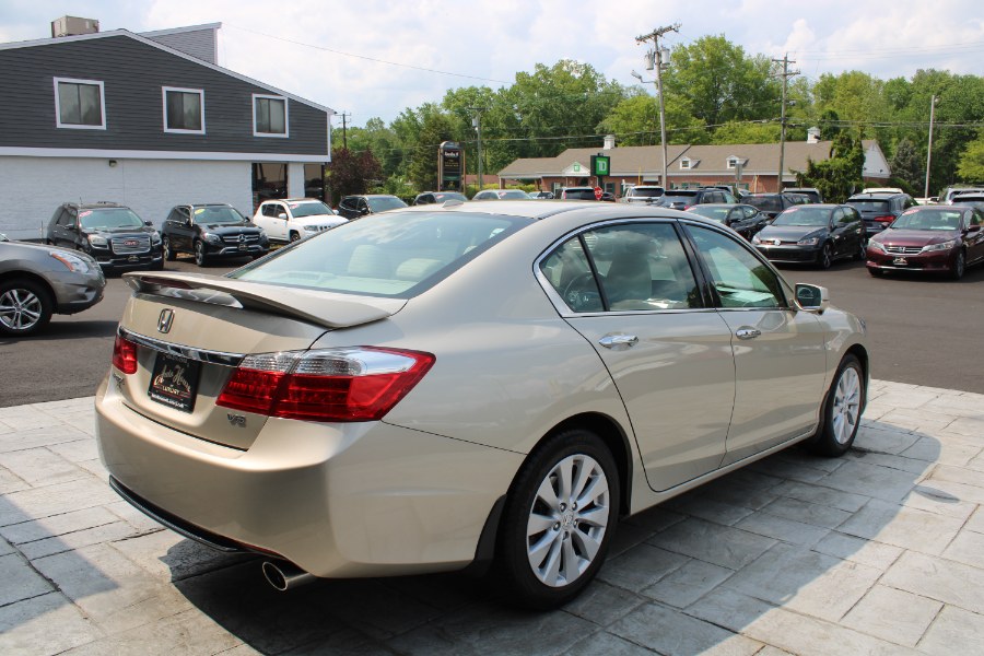 2015 Honda Accord Sedan 4dr V6 Auto EX-L w/Navi, available for sale in Plantsville, Connecticut | Auto House of Luxury. Plantsville, Connecticut 2015 Honda Accord Sedan 4dr V6 Auto EX-L w/Navi, available for sale in Plantsville, Connecticut | Auto House of Luxury. Plantsville, Connecticut