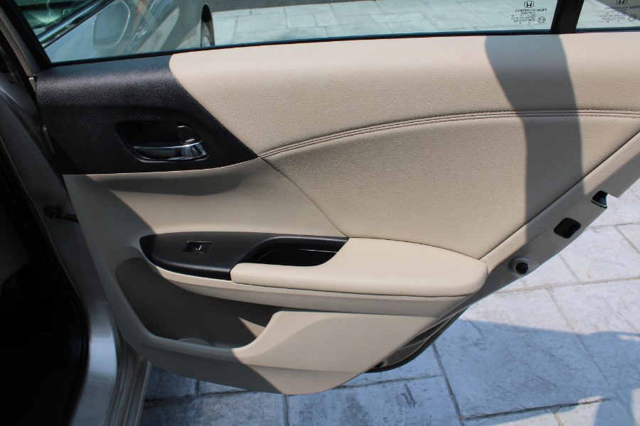 2015 Honda Accord Sedan 4dr V6 Auto EX-L w/Navi, available for sale in Plantsville, Connecticut | Auto House of Luxury. Plantsville, Connecticut 2015 Honda Accord Sedan 4dr V6 Auto EX-L w/Navi, available for sale in Plantsville, Connecticut | Auto House of Luxury. Plantsville, Connecticut