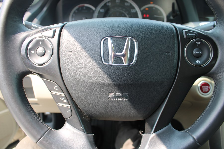 2015 Honda Accord Sedan 4dr V6 Auto EX-L w/Navi, available for sale in Plantsville, Connecticut | Auto House of Luxury. Plantsville, Connecticut 2015 Honda Accord Sedan 4dr V6 Auto EX-L w/Navi, available for sale in Plantsville, Connecticut | Auto House of Luxury. Plantsville, Connecticut