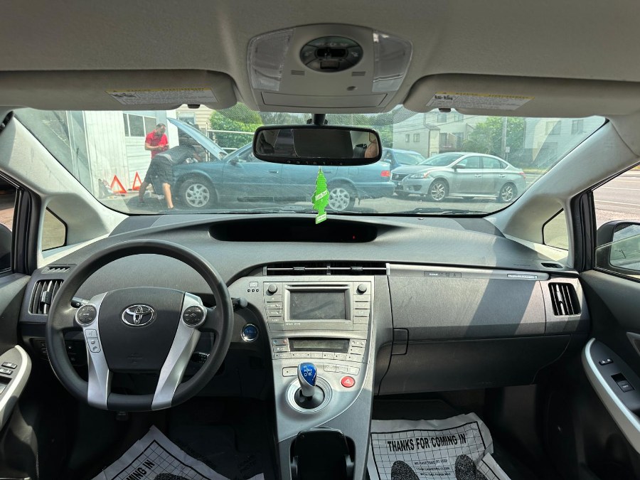 2012 Toyota Prius Plug-In 5dr HB (Natl), available for sale in West Haven, Connecticut | Uzun Auto. West Haven, Connecticut 2012 Toyota Prius Plug-In 5dr HB (Natl), available for sale in West Haven, Connecticut | Uzun Auto. West Haven, Connecticut