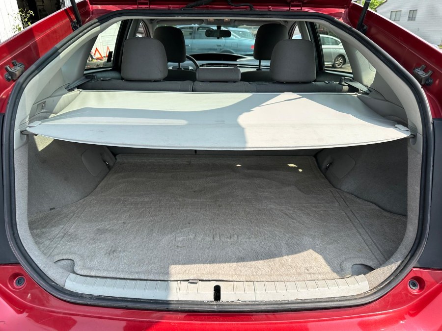 2015 Toyota Prius 5dr HB Four (Natl), available for sale in West Haven, Connecticut | Uzun Auto. West Haven, Connecticut 2015 Toyota Prius 5dr HB Four (Natl), available for sale in West Haven, Connecticut | Uzun Auto. West Haven, Connecticut