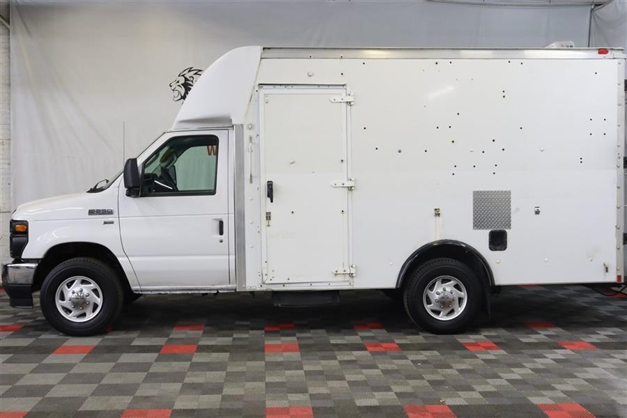 2010 Ford e -350 XLT, available for sale in Paterson, New Jersey | Fast Track Motors. Paterson, New Jersey 2010 Ford e -350 XLT, available for sale in Paterson, New Jersey | Fast Track Motors. Paterson, New Jersey