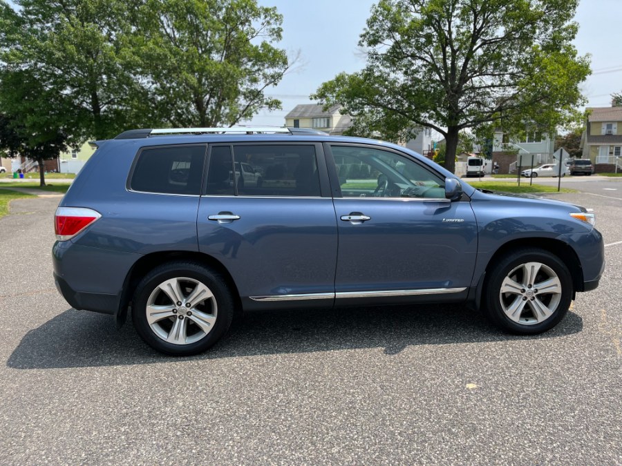 2013 Toyota Highlander 4WD 4dr V6 Limited (Natl), available for sale in Lyndhurst, New Jersey | Cars With Deals. Lyndhurst, New Jersey 2013 Toyota Highlander 4WD 4dr V6 Limited (Natl), available for sale in Lyndhurst, New Jersey | Cars With Deals. Lyndhurst, New Jersey