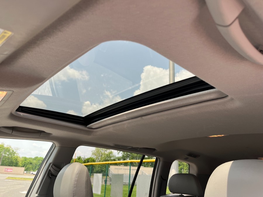 2013 Toyota Highlander 4WD 4dr V6 Limited (Natl), available for sale in Lyndhurst, New Jersey | Cars With Deals. Lyndhurst, New Jersey 2013 Toyota Highlander 4WD 4dr V6 Limited (Natl), available for sale in Lyndhurst, New Jersey | Cars With Deals. Lyndhurst, New Jersey