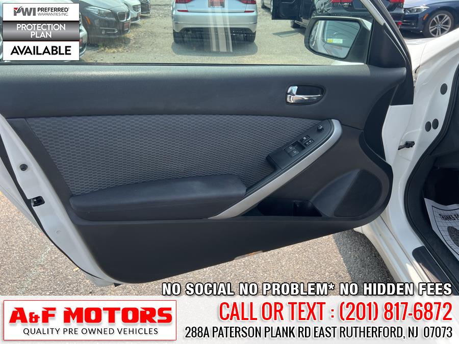 2009 Nissan Altima 2dr Cpe I4 Man 2.5 S, available for sale in East Rutherford, New Jersey | A&F Motors LLC. East Rutherford, New Jersey 2009 Nissan Altima 2dr Cpe I4 Man 2.5 S, available for sale in East Rutherford, New Jersey | A&F Motors LLC. East Rutherford, New Jersey