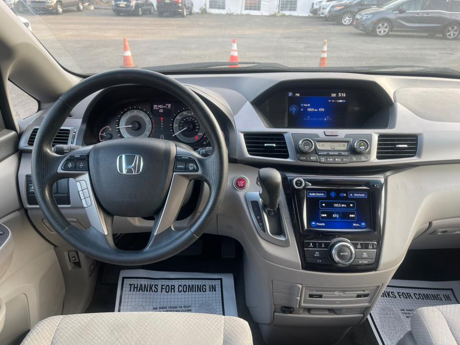 2016 Honda Odyssey 5dr SE, available for sale in Irvington , New Jersey | Auto Haus of Irvington Corp. Irvington , New Jersey 2016 Honda Odyssey 5dr SE, available for sale in Irvington , New Jersey | Auto Haus of Irvington Corp. Irvington , New Jersey