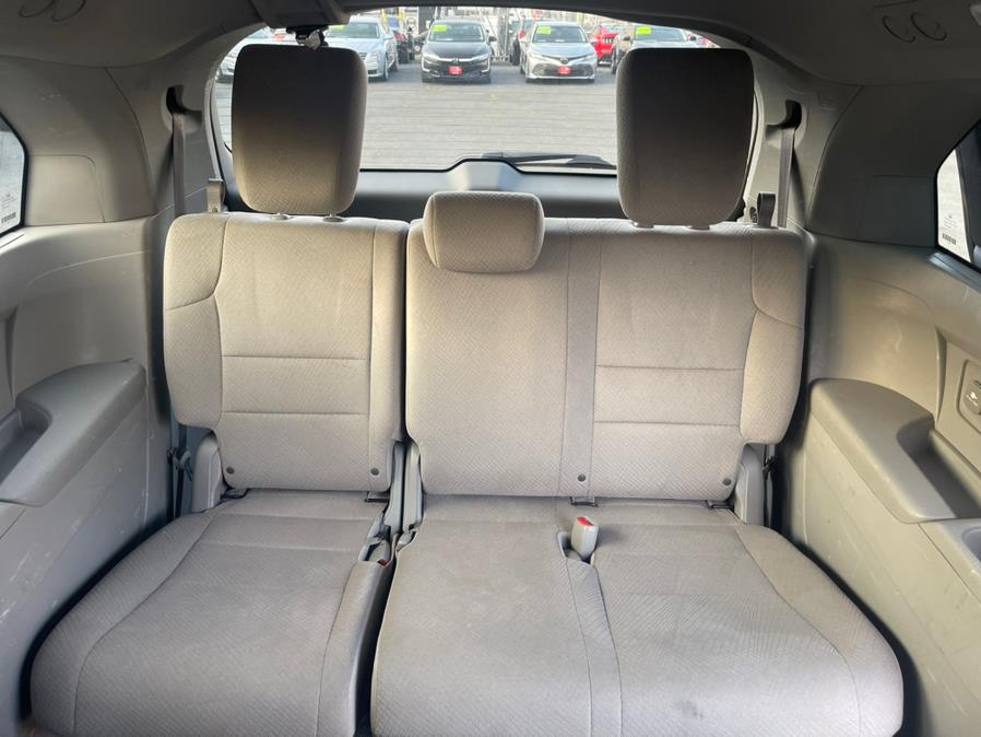 2016 Honda Odyssey 5dr SE, available for sale in Irvington , New Jersey | Auto Haus of Irvington Corp. Irvington , New Jersey 2016 Honda Odyssey 5dr SE, available for sale in Irvington , New Jersey | Auto Haus of Irvington Corp. Irvington , New Jersey