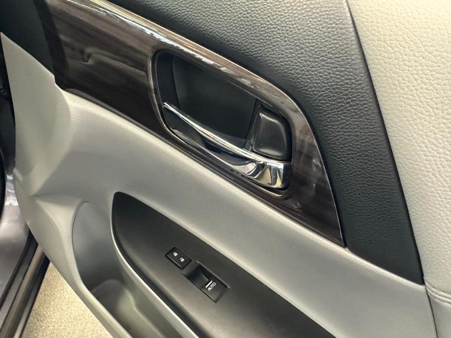 2016 Honda Accord Sedan 4dr V6 Auto EX-L, available for sale in Inwood, New York | 5 Towns Drive. Inwood, New York 2016 Honda Accord Sedan 4dr V6 Auto EX-L, available for sale in Inwood, New York | 5 Towns Drive. Inwood, New York