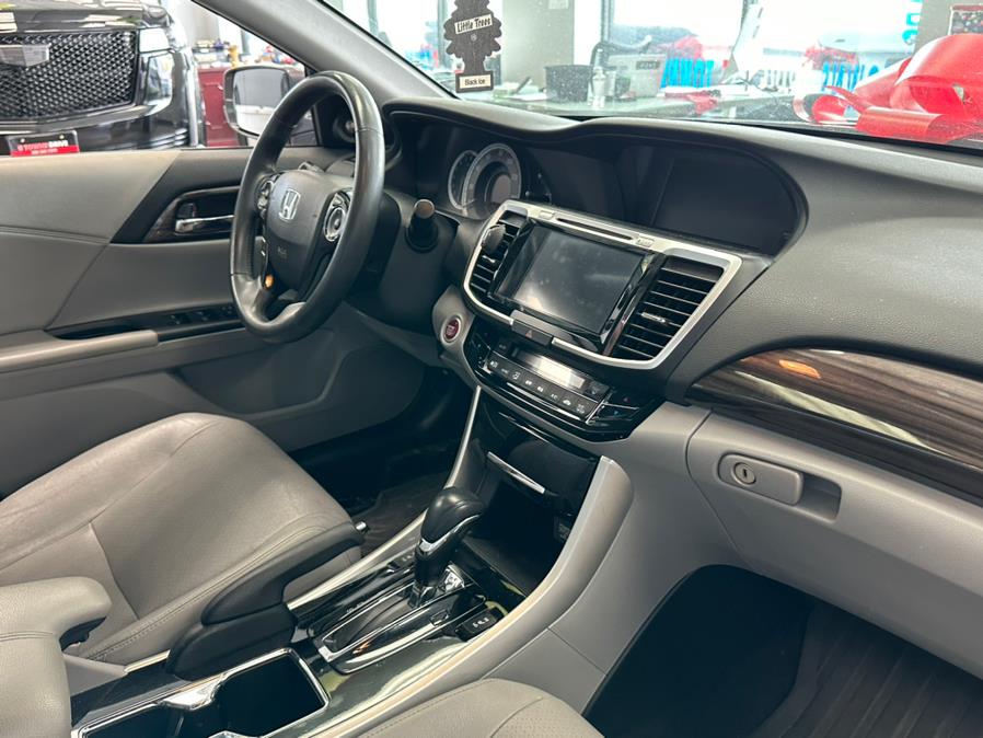 2016 Honda Accord Sedan 4dr V6 Auto EX-L, available for sale in Inwood, New York | 5 Towns Drive. Inwood, New York 2016 Honda Accord Sedan 4dr V6 Auto EX-L, available for sale in Inwood, New York | 5 Towns Drive. Inwood, New York