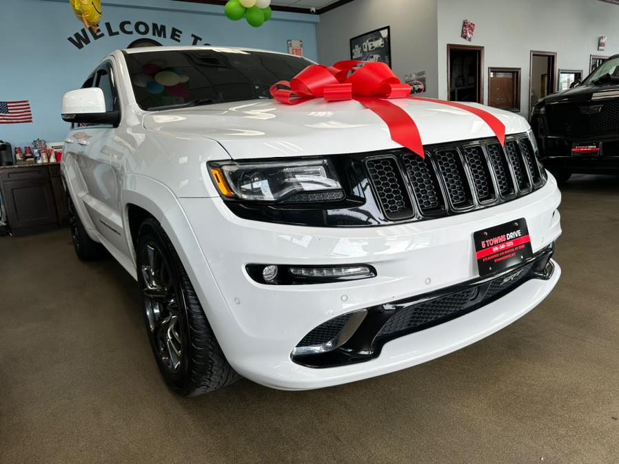 2015 Jeep Grand Cherokee 4WD 4dr SRT, available for sale in Inwood, New York | 5 Towns Drive. Inwood, New York 2015 Jeep Grand Cherokee 4WD 4dr SRT, available for sale in Inwood, New York | 5 Towns Drive. Inwood, New York