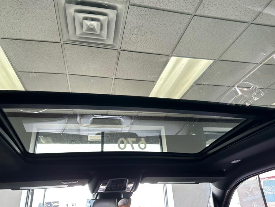 2019 Ram 1500 Limited 4x4 Crew Cab 5''7" Box, available for sale in Inwood, New York | 5 Towns Drive. Inwood, New York 2019 Ram 1500 Limited 4x4 Crew Cab 5''7" Box, available for sale in Inwood, New York | 5 Towns Drive. Inwood, New York