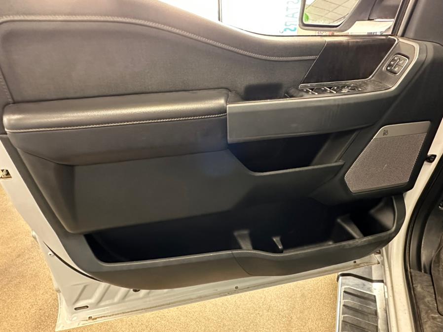 2021 Ford F-150 LARIAT 4WD SuperCrew 5.5'' Box, available for sale in Inwood, New York | 5 Towns Drive. Inwood, New York 2021 Ford F-150 LARIAT 4WD SuperCrew 5.5'' Box, available for sale in Inwood, New York | 5 Towns Drive. Inwood, New York