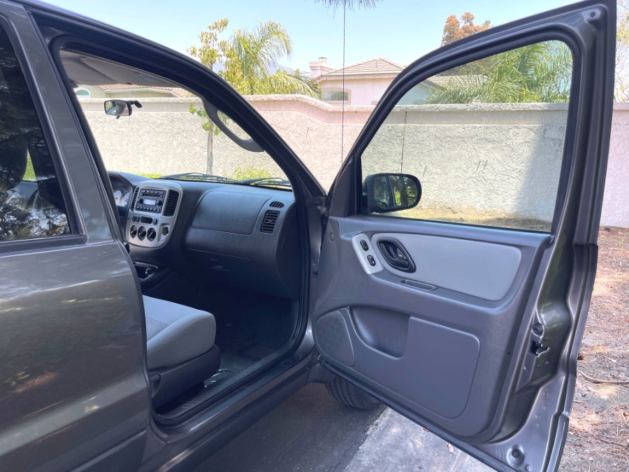 2006 Ford Escape 4dr 3.0L XLT Sport 4WD, available for sale in Lake Forest, California | Pacific Green Line. Lake Forest, California 2006 Ford Escape 4dr 3.0L XLT Sport 4WD, available for sale in Lake Forest, California | Pacific Green Line. Lake Forest, California