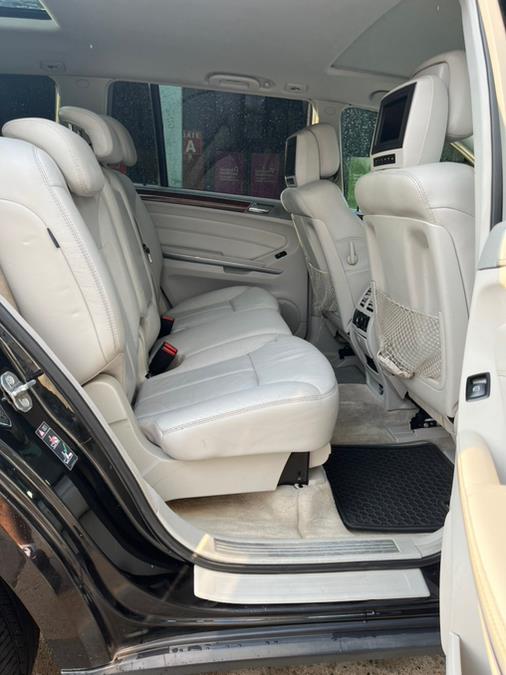 2008 Mercedes-Benz GL-Class 4MATIC 4dr 4.6L, available for sale in New Britain, Connecticut | Supreme Automotive. New Britain, Connecticut 2008 Mercedes-Benz GL-Class 4MATIC 4dr 4.6L, available for sale in New Britain, Connecticut | Supreme Automotive. New Britain, Connecticut