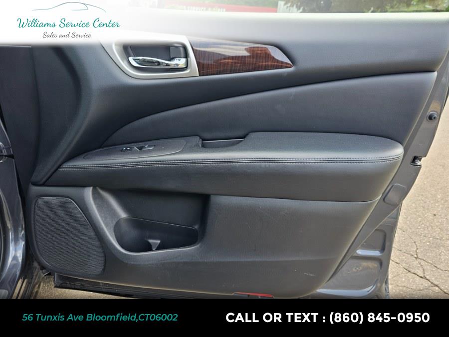 2013 Nissan Pathfinder 4WD 4dr SL, available for sale in Bloomfield, Connecticut | Williams Service Center. Bloomfield, Connecticut 2013 Nissan Pathfinder 4WD 4dr SL, available for sale in Bloomfield, Connecticut | Williams Service Center. Bloomfield, Connecticut