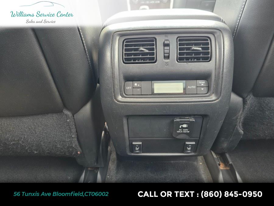 2013 Nissan Pathfinder 4WD 4dr SL, available for sale in Bloomfield, Connecticut | Williams Service Center. Bloomfield, Connecticut 2013 Nissan Pathfinder 4WD 4dr SL, available for sale in Bloomfield, Connecticut | Williams Service Center. Bloomfield, Connecticut