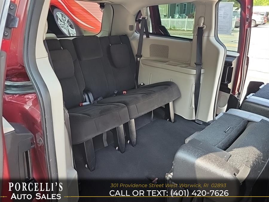 2016 Dodge Grand Caravan 4dr Wgn SE, available for sale in West Warwick, Rhode Island | Porcelli's Auto Sales. West Warwick, Rhode Island 2016 Dodge Grand Caravan 4dr Wgn SE, available for sale in West Warwick, Rhode Island | Porcelli's Auto Sales. West Warwick, Rhode Island