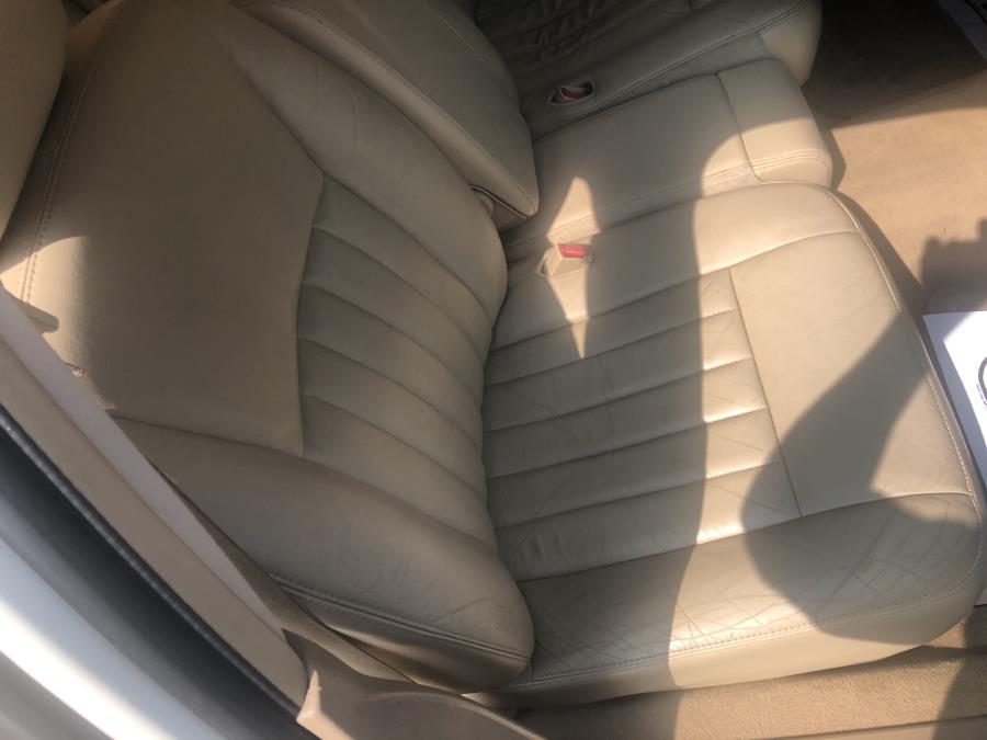 2006 Lincoln Town Car 4dr Sdn Signature, available for sale in Waterbury, Connecticut | National Auto Brokers, Inc.. Waterbury, Connecticut 2006 Lincoln Town Car 4dr Sdn Signature, available for sale in Waterbury, Connecticut | National Auto Brokers, Inc.. Waterbury, Connecticut