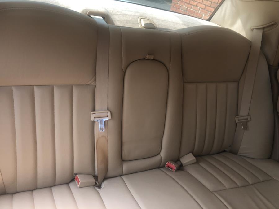 2006 Lincoln Town Car 4dr Sdn Signature, available for sale in Waterbury, Connecticut | National Auto Brokers, Inc.. Waterbury, Connecticut 2006 Lincoln Town Car 4dr Sdn Signature, available for sale in Waterbury, Connecticut | National Auto Brokers, Inc.. Waterbury, Connecticut