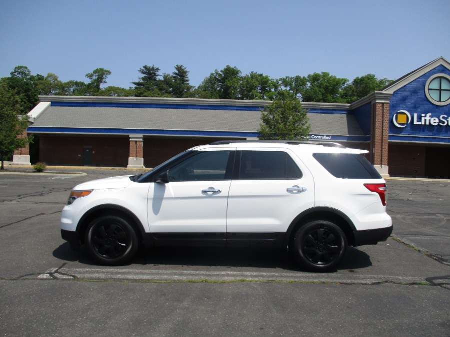 2014 Ford Explorer 4WD 4dr Base, available for sale in New Britain, Connecticut | Universal Motors LLC. New Britain, Connecticut 2014 Ford Explorer 4WD 4dr Base, available for sale in New Britain, Connecticut | Universal Motors LLC. New Britain, Connecticut