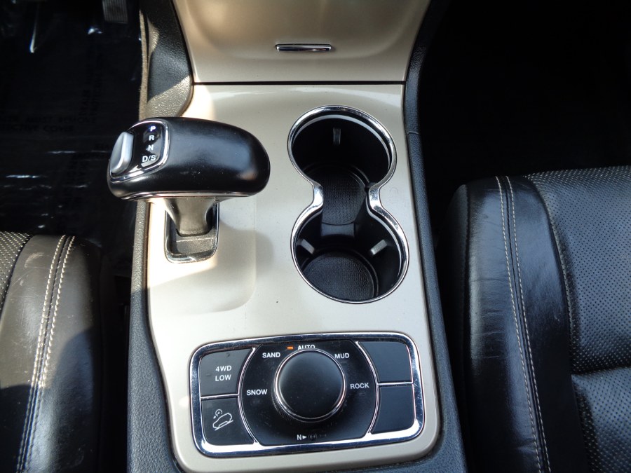 2015 Jeep Grand Cherokee 4WD 4dr Limited, available for sale in Valley Stream, New York | NY Auto Traders. Valley Stream, New York 2015 Jeep Grand Cherokee 4WD 4dr Limited, available for sale in Valley Stream, New York | NY Auto Traders. Valley Stream, New York