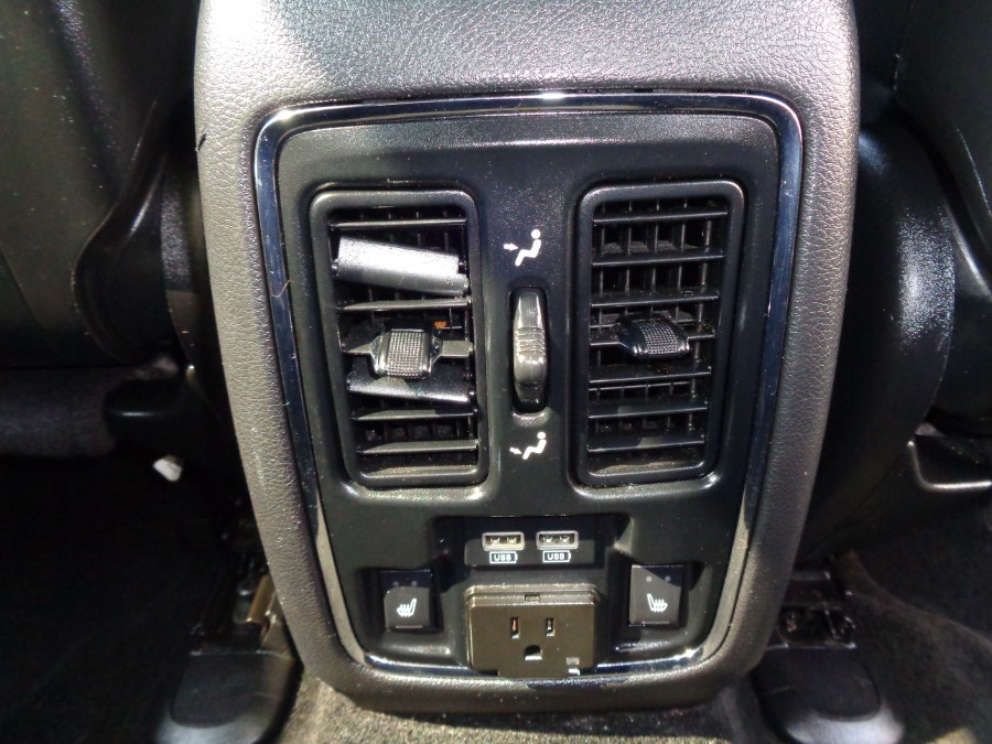 2015 Jeep Grand Cherokee 4WD 4dr Limited, available for sale in Valley Stream, New York | NY Auto Traders. Valley Stream, New York 2015 Jeep Grand Cherokee 4WD 4dr Limited, available for sale in Valley Stream, New York | NY Auto Traders. Valley Stream, New York