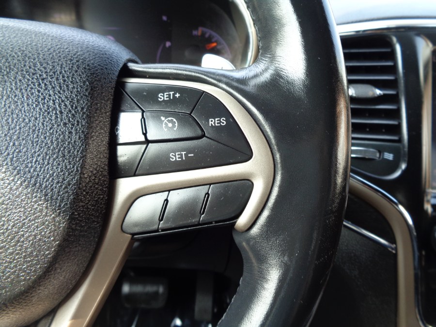 2015 Jeep Grand Cherokee 4WD 4dr Limited, available for sale in Valley Stream, New York | NY Auto Traders. Valley Stream, New York 2015 Jeep Grand Cherokee 4WD 4dr Limited, available for sale in Valley Stream, New York | NY Auto Traders. Valley Stream, New York