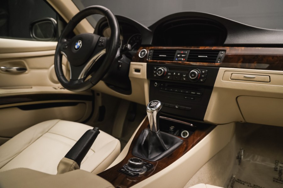 2013 BMW 3 Series 2dr Cpe 328i xDrive AWD SULEV, available for sale in North Salem, New York | Meccanic Shop North Inc. North Salem, New York 2013 BMW 3 Series 2dr Cpe 328i xDrive AWD SULEV, available for sale in North Salem, New York | Meccanic Shop North Inc. North Salem, New York