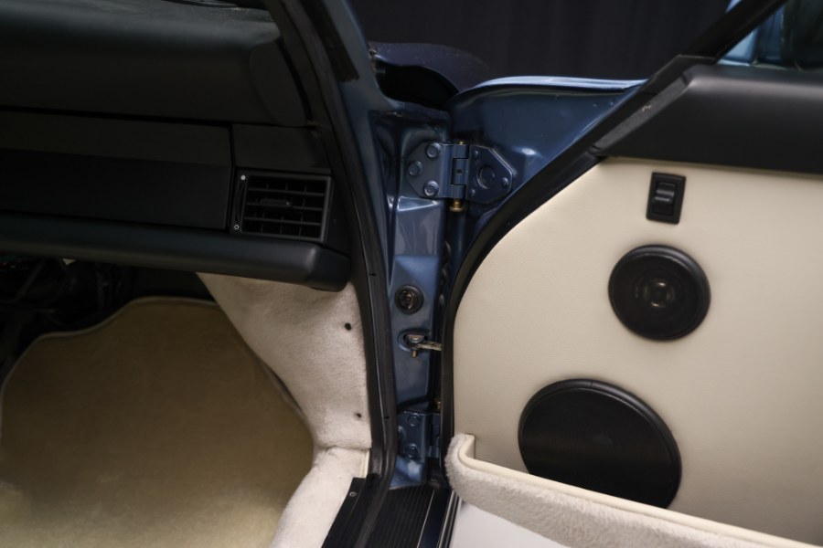 1989 Porsche 911 Carrera 2dr Coupe, available for sale in North Salem, New York | Meccanic Shop North Inc. North Salem, New York 1989 Porsche 911 Carrera 2dr Coupe, available for sale in North Salem, New York | Meccanic Shop North Inc. North Salem, New York
