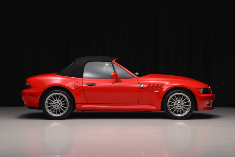 2002 BMW Z3 Z3 2dr Roadster 3.0i, available for sale in North Salem, New York | Meccanic Shop North Inc. North Salem, New York 2002 BMW Z3 Z3 2dr Roadster 3.0i, available for sale in North Salem, New York | Meccanic Shop North Inc. North Salem, New York