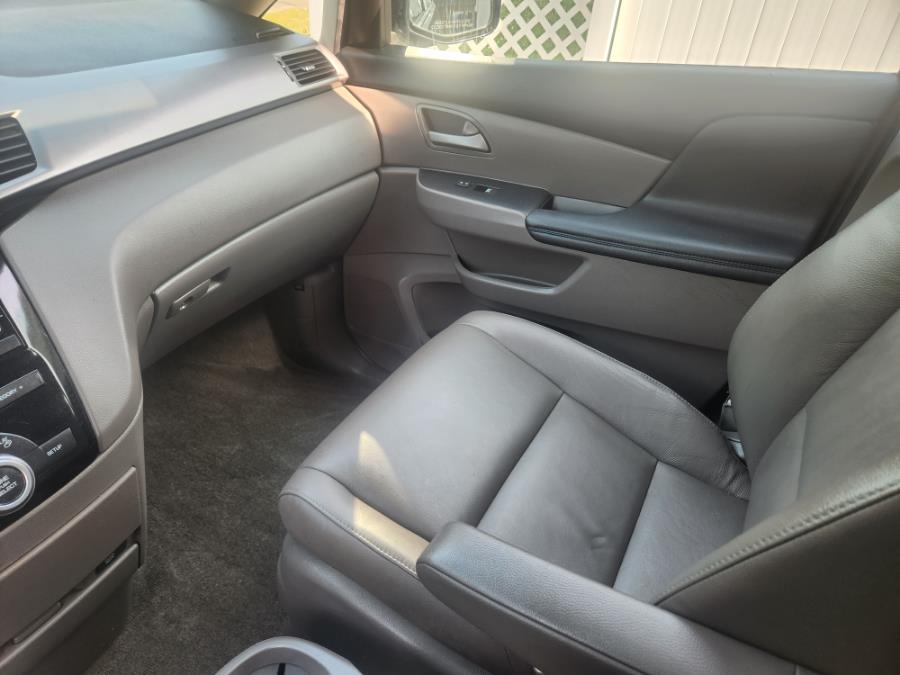 2012 Honda Odyssey 5dr EX-L, available for sale in West Babylon, New York | SGM Auto Sales. West Babylon, New York 2012 Honda Odyssey 5dr EX-L, available for sale in West Babylon, New York | SGM Auto Sales. West Babylon, New York