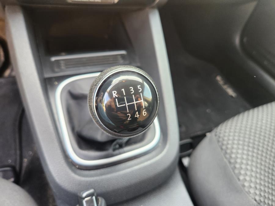 2014 Volkswagen Jetta Sedan 4dr Man TDI w/Premium/Nav, available for sale in West Babylon, New York | SGM Auto Sales. West Babylon, New York 2014 Volkswagen Jetta Sedan 4dr Man TDI w/Premium/Nav, available for sale in West Babylon, New York | SGM Auto Sales. West Babylon, New York