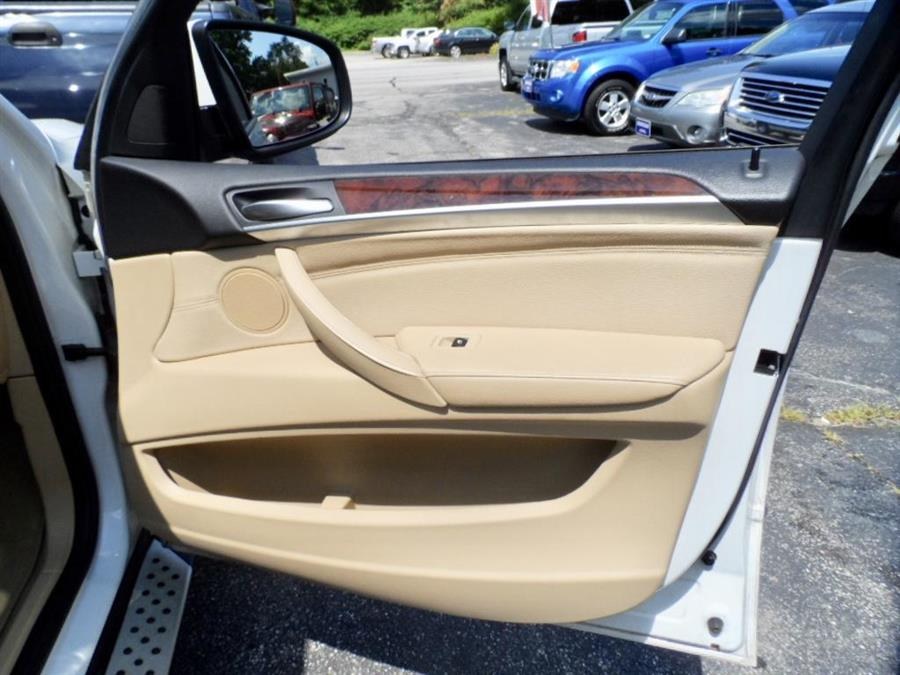 2011 BMW X5 AWD 4dr 35i Premium, available for sale in Manchester, New Hampshire | Second Street Auto Sales Inc. Manchester, New Hampshire 2011 BMW X5 AWD 4dr 35i Premium, available for sale in Manchester, New Hampshire | Second Street Auto Sales Inc. Manchester, New Hampshire
