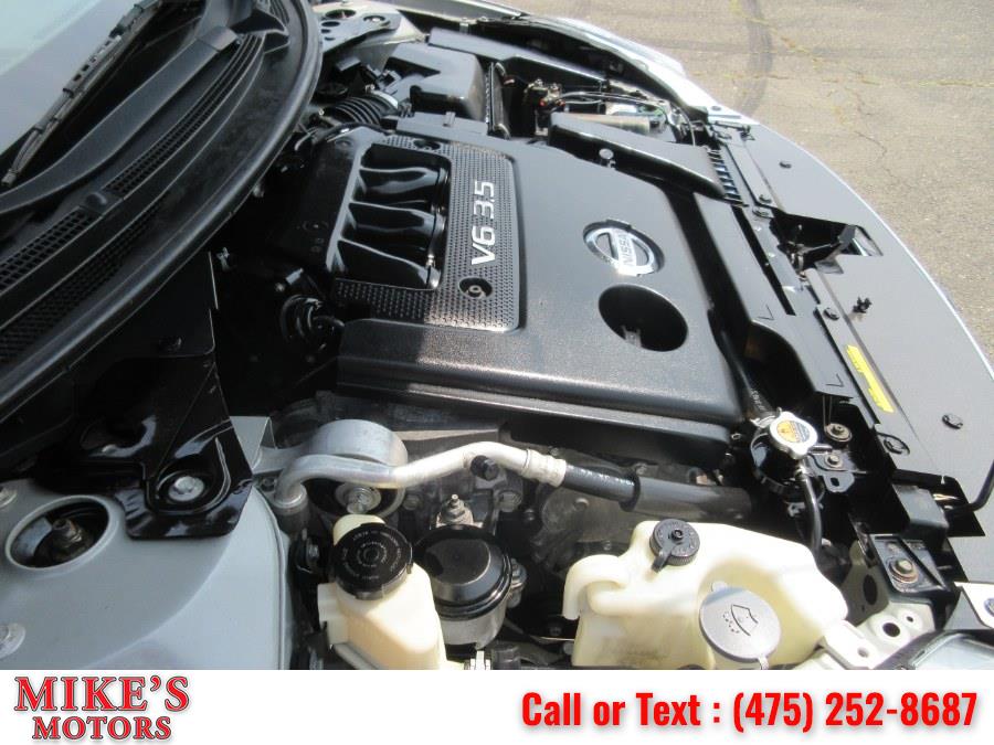 2010 Nissan Altima 4dr Sdn V6 CVT 3.5 SR, available for sale in Stratford, Connecticut | Mike's Motors LLC. Stratford, Connecticut 2010 Nissan Altima 4dr Sdn V6 CVT 3.5 SR, available for sale in Stratford, Connecticut | Mike's Motors LLC. Stratford, Connecticut