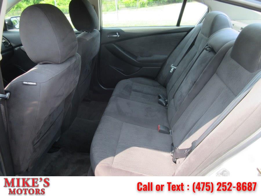 2010 Nissan Altima 4dr Sdn V6 CVT 3.5 SR, available for sale in Stratford, Connecticut | Mike's Motors LLC. Stratford, Connecticut 2010 Nissan Altima 4dr Sdn V6 CVT 3.5 SR, available for sale in Stratford, Connecticut | Mike's Motors LLC. Stratford, Connecticut