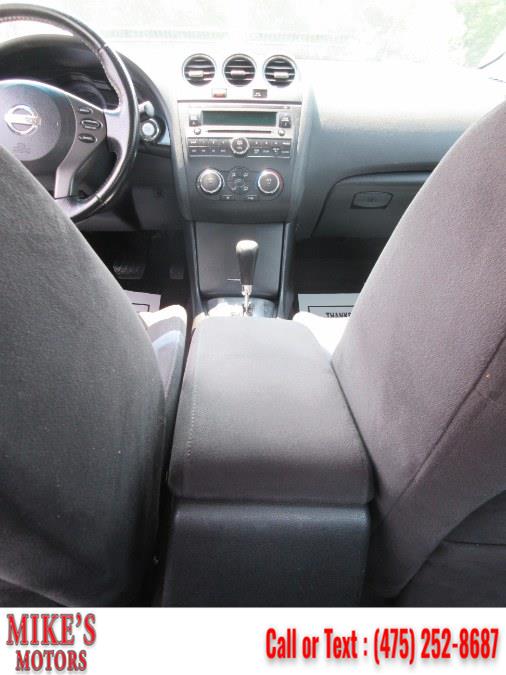 2010 Nissan Altima 4dr Sdn V6 CVT 3.5 SR, available for sale in Stratford, Connecticut | Mike's Motors LLC. Stratford, Connecticut 2010 Nissan Altima 4dr Sdn V6 CVT 3.5 SR, available for sale in Stratford, Connecticut | Mike's Motors LLC. Stratford, Connecticut