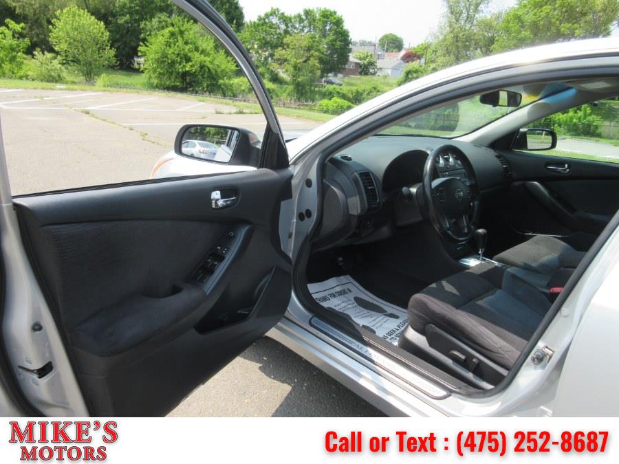 2010 Nissan Altima 4dr Sdn V6 CVT 3.5 SR, available for sale in Stratford, Connecticut | Mike's Motors LLC. Stratford, Connecticut 2010 Nissan Altima 4dr Sdn V6 CVT 3.5 SR, available for sale in Stratford, Connecticut | Mike's Motors LLC. Stratford, Connecticut