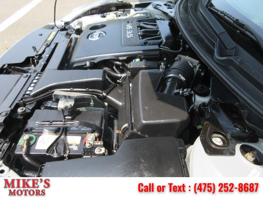 2010 Nissan Altima 4dr Sdn V6 CVT 3.5 SR, available for sale in Stratford, Connecticut | Mike's Motors LLC. Stratford, Connecticut 2010 Nissan Altima 4dr Sdn V6 CVT 3.5 SR, available for sale in Stratford, Connecticut | Mike's Motors LLC. Stratford, Connecticut