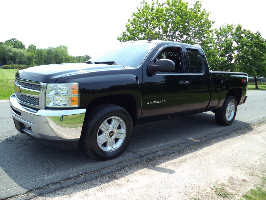 2012 Chevrolet Silverado 1500 4WD Ext Cab 143.5" LT, available for sale in Berlin, Connecticut | International Motorcars llc. Berlin, Connecticut