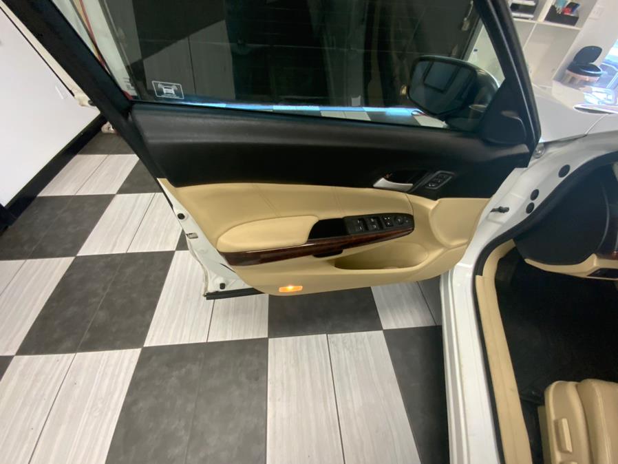 2012 Honda Crosstour 4WD V6 5dr EX-L, available for sale in Hartford, Connecticut | Franklin Motors Auto Sales LLC. Hartford, Connecticut 2012 Honda Crosstour 4WD V6 5dr EX-L, available for sale in Hartford, Connecticut | Franklin Motors Auto Sales LLC. Hartford, Connecticut