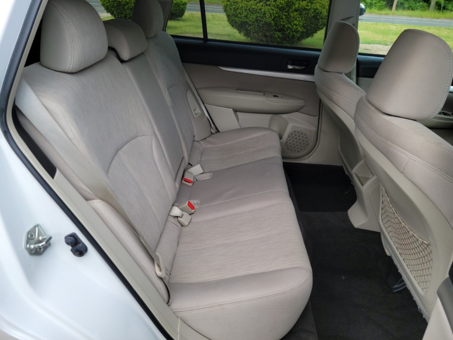 2013 Subaru Outback Premium AWD, available for sale in East Windsor, Connecticut | Toro Auto. East Windsor, Connecticut 2013 Subaru Outback Premium AWD, available for sale in East Windsor, Connecticut | Toro Auto. East Windsor, Connecticut