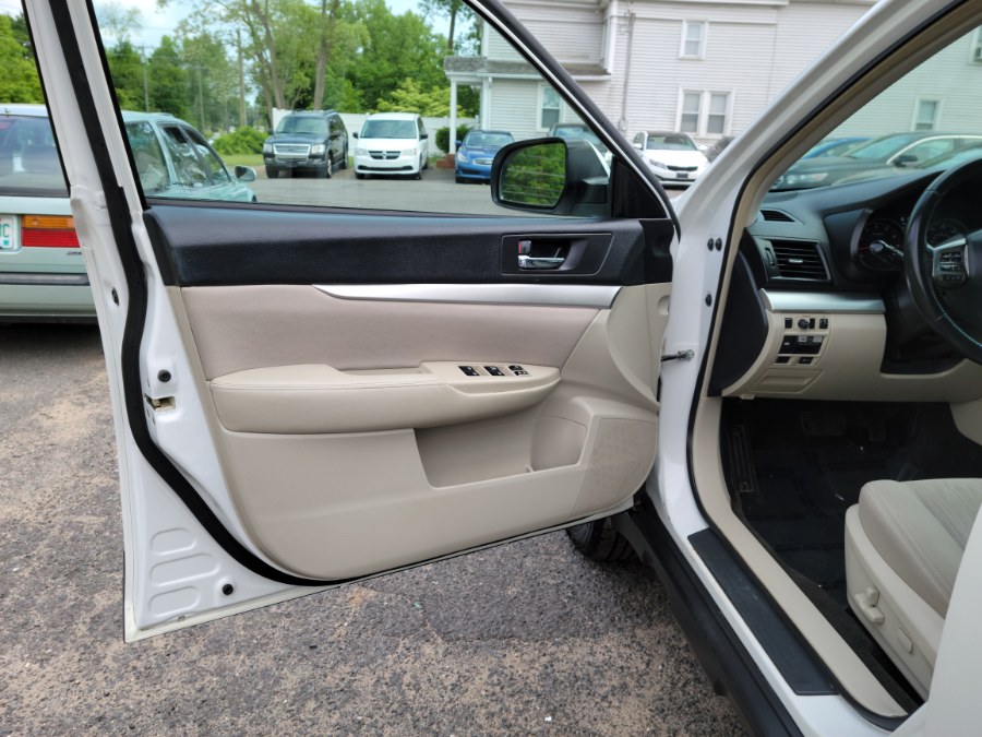2013 Subaru Outback Premium AWD, available for sale in East Windsor, Connecticut | Toro Auto. East Windsor, Connecticut 2013 Subaru Outback Premium AWD, available for sale in East Windsor, Connecticut | Toro Auto. East Windsor, Connecticut