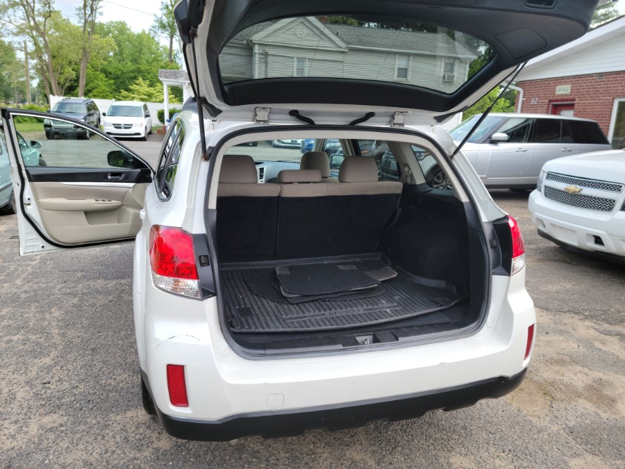 2013 Subaru Outback Premium AWD, available for sale in East Windsor, Connecticut | Toro Auto. East Windsor, Connecticut 2013 Subaru Outback Premium AWD, available for sale in East Windsor, Connecticut | Toro Auto. East Windsor, Connecticut