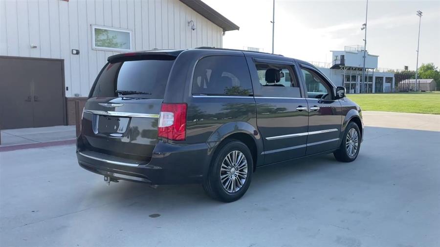 2014 Chrysler Town & Country Touring-L, available for sale in Elida, Ohio | Josh's All Under Ten LLC. Elida, Ohio 2014 Chrysler Town & Country Touring-L, available for sale in Elida, Ohio | Josh's All Under Ten LLC. Elida, Ohio